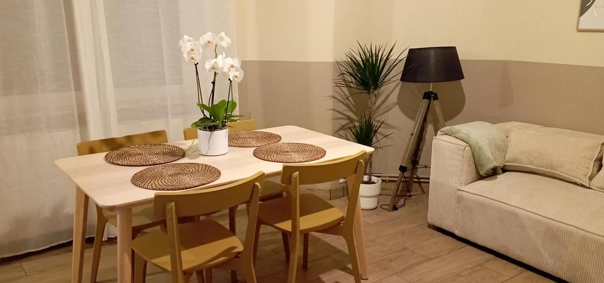 Apartmán Au Coeur De Lillemoulins 0*, Lille